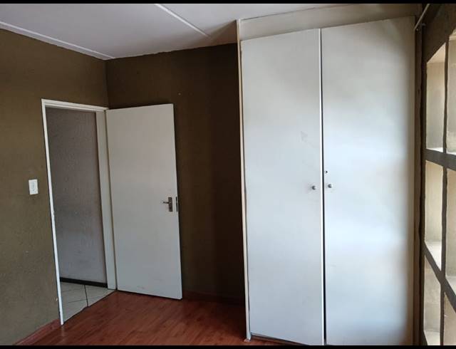 2 BEDROOM TOWNHOUSE FOR SALE IN MULBARTON